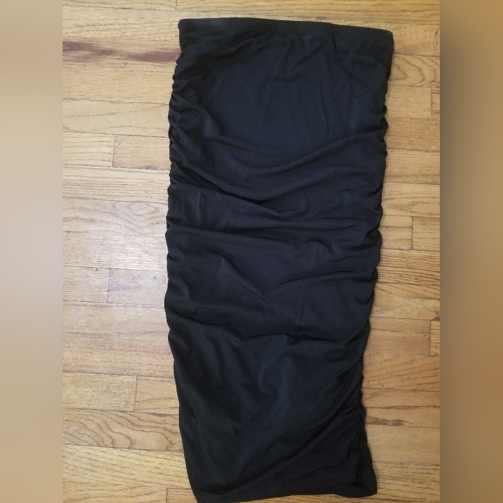 GBG strapless black dress